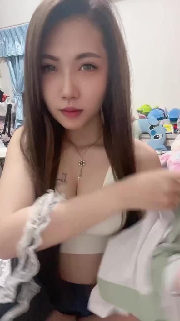 正妹私拍赚学费这视觉真赞! 预览截图 1