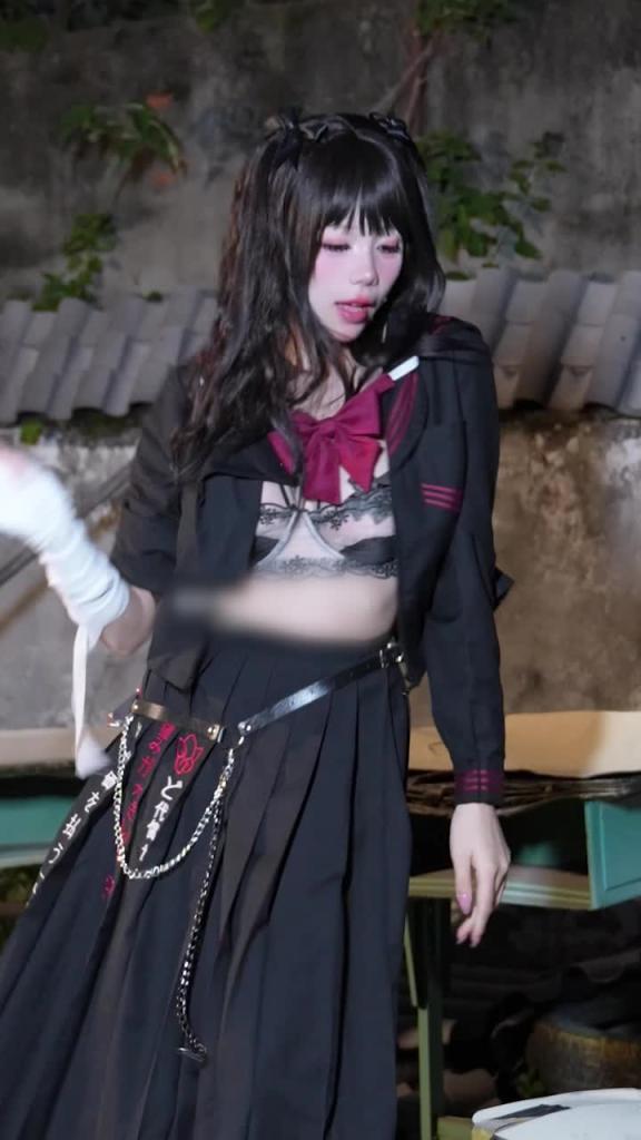 无限观看小恶魔系美少女扭腰 预览截图 9