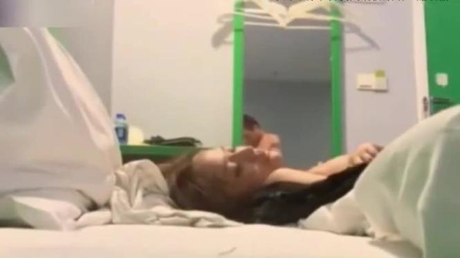 3徐州新娘【刘雅婷】出轨门,新婚没几天就吃上婚纱照摄影师鸡巴 预览截图 6
