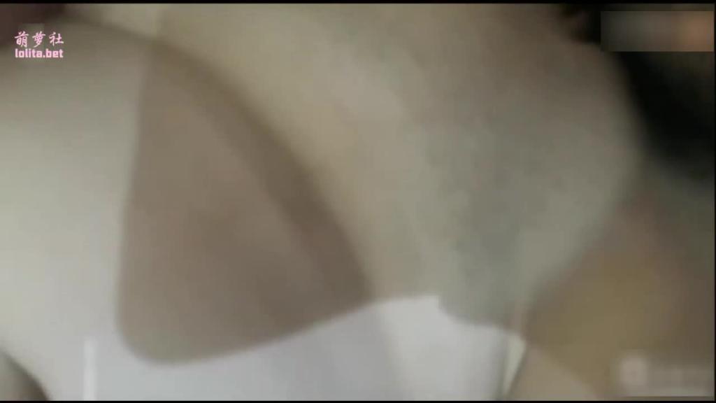 2/2表妹情人节当伴娘喝酒意识模煳被表哥上了 预览截图 10