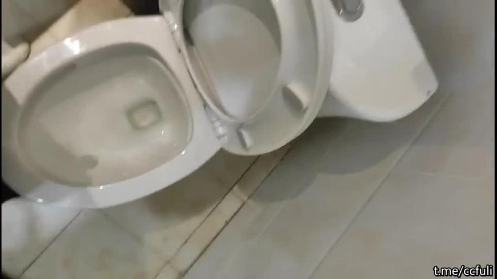 【爱情故事】最新拿下新良家，漂亮温柔少妇，钟点房春宵一刻 预览截图 1