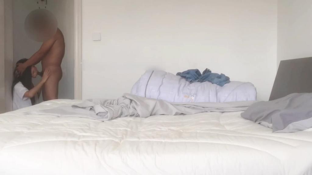 约炮女大学生,身材一绝 预览截图 4