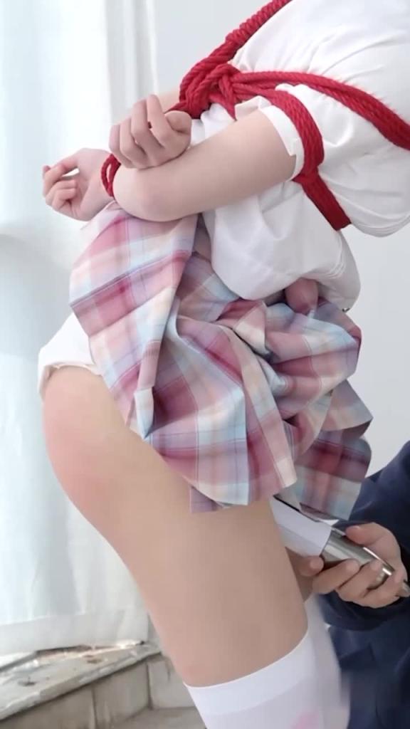惩戒学院捆绑jk白丝妹子强制高潮 预览截图 9