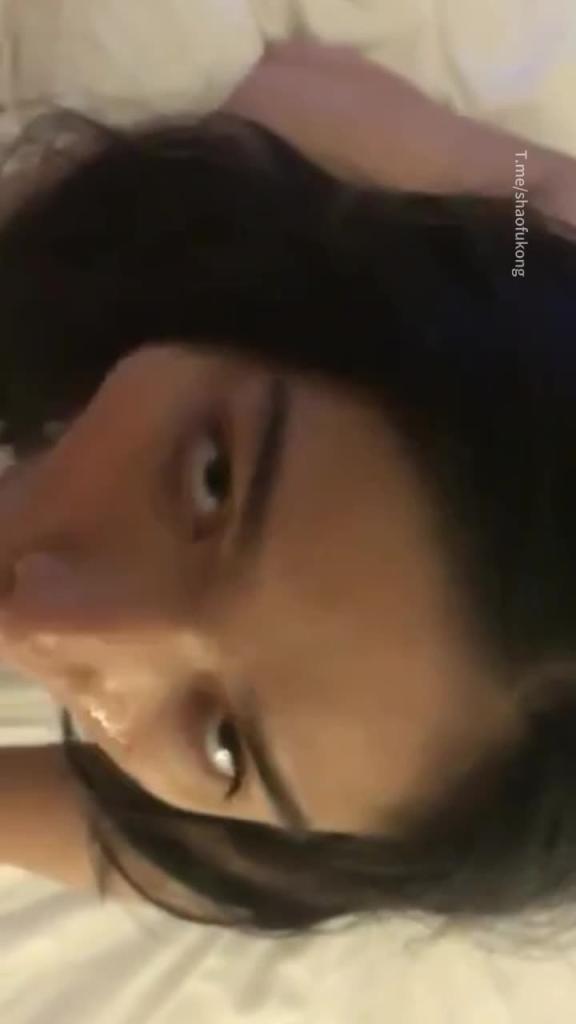 高颜值反差婊深喉口交惨遭网传 预览截图 7