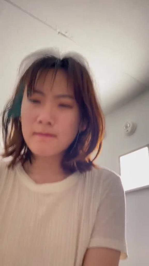 骚货和炮友居家自拍打炮炮友狂捏奶子 预览截图 2