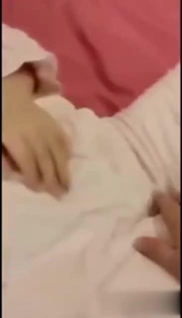 小姨子被变态姐夫用大鸡巴快速抽插越干越兴奋 预览截图 4