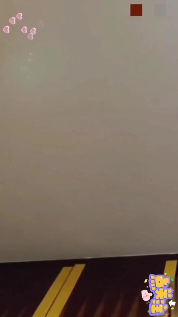 熟女妈妈骚逼里塞满精子,内射妈妈 预览截图 3