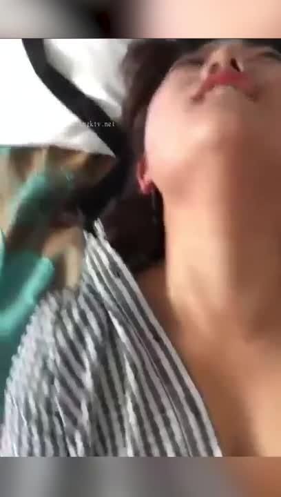 真实! 爱猫大学生性爱自拍 预览截图 2