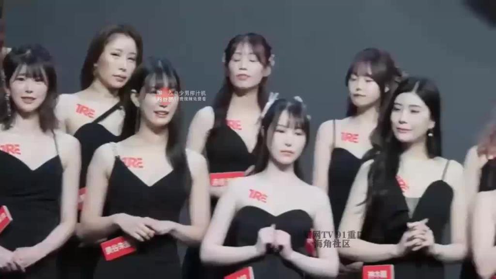 【独家首发上】台北国际成人展真实现场❤️旋转女优抖奶热舞 预览截图 4