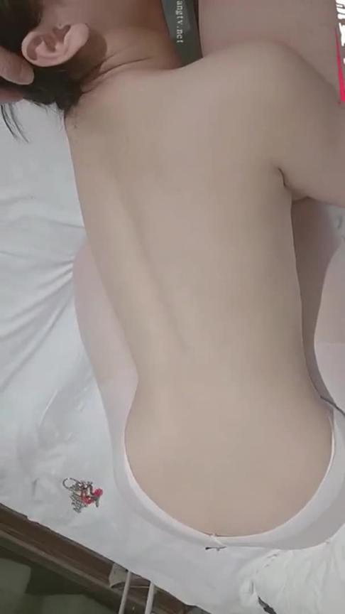 网红母狗《琳儿》调教片流出 预览截图 5