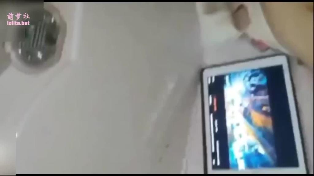 嫂子表情到底是爽呢还是没啥感觉 预览截图 1