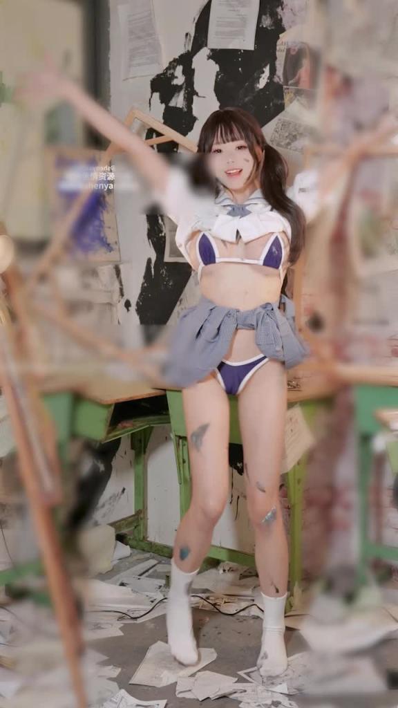 巨乳萌萝大跳艳舞~跳着衣服就不见了 预览截图 4