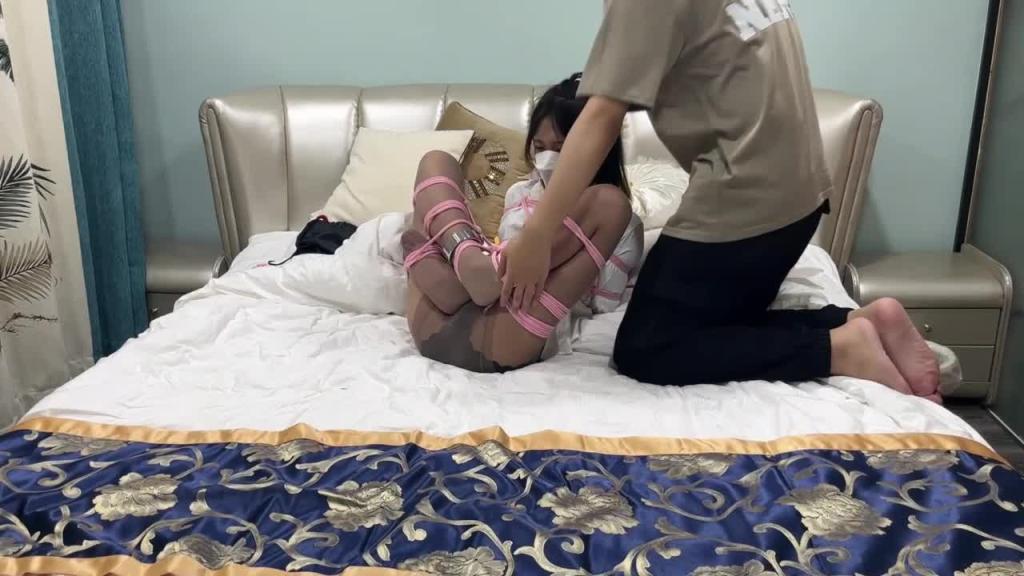 【小九与晴子】衣柜镣铐放置 预览截图 11
