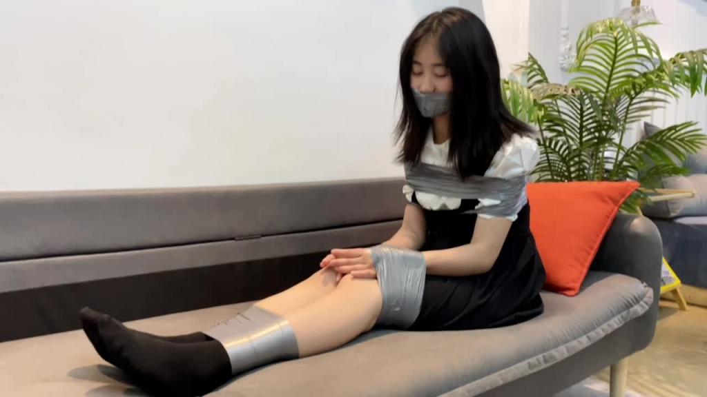 【默示录】新模小艾,第一次尝试胶带捆绑~ 预览截图 5