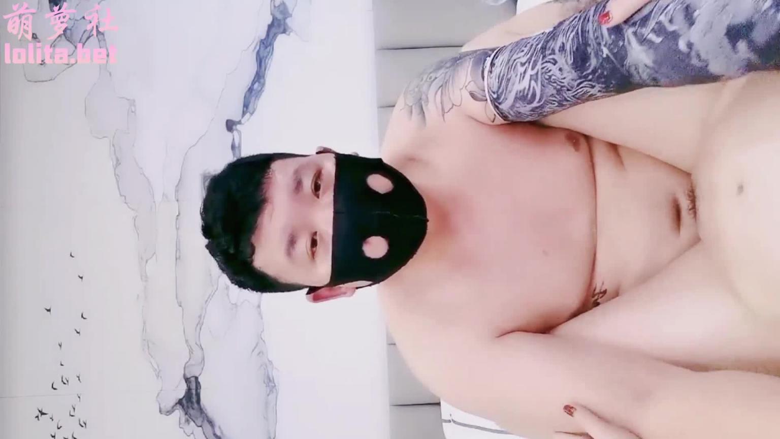 胸前带纹身的骚少妇跟姐夫激情啪 预览截图 4