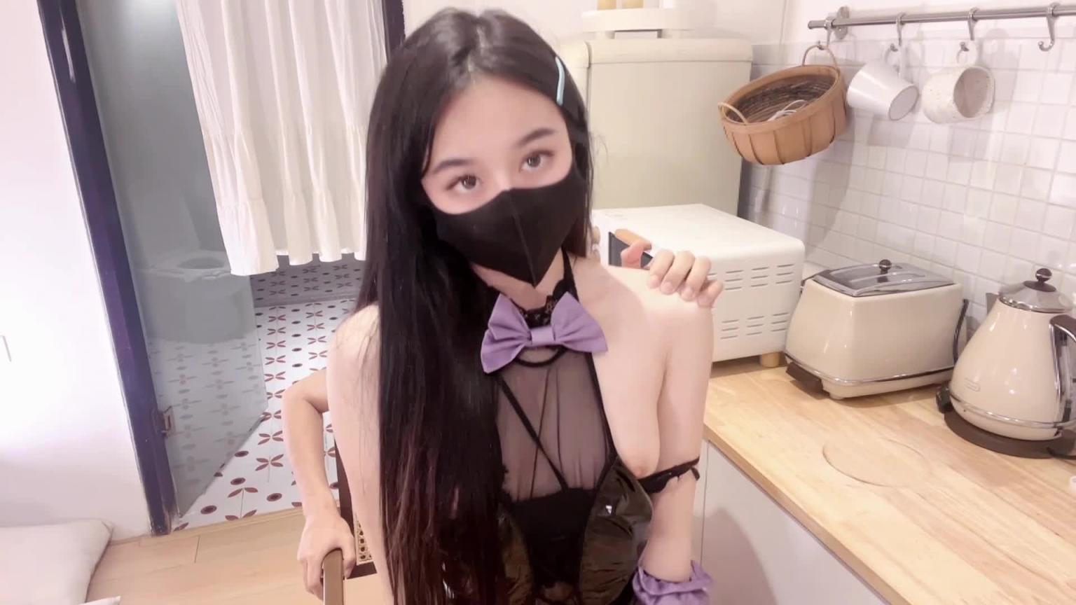 原创 三月樱花 恶魔娇妻 厨房炒饭啪啪 预览截图 8