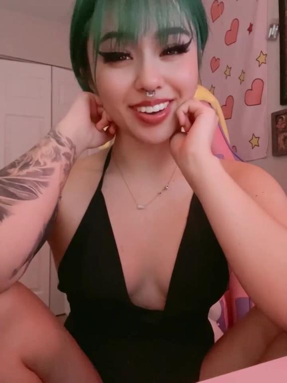 绿发尤物裸露挑逗极致快感体验#puppiloli 预览截图 9