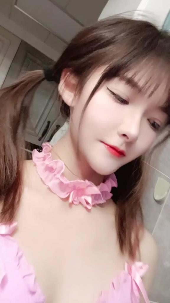 网红被舔狗舔骚逼 预览截图 12