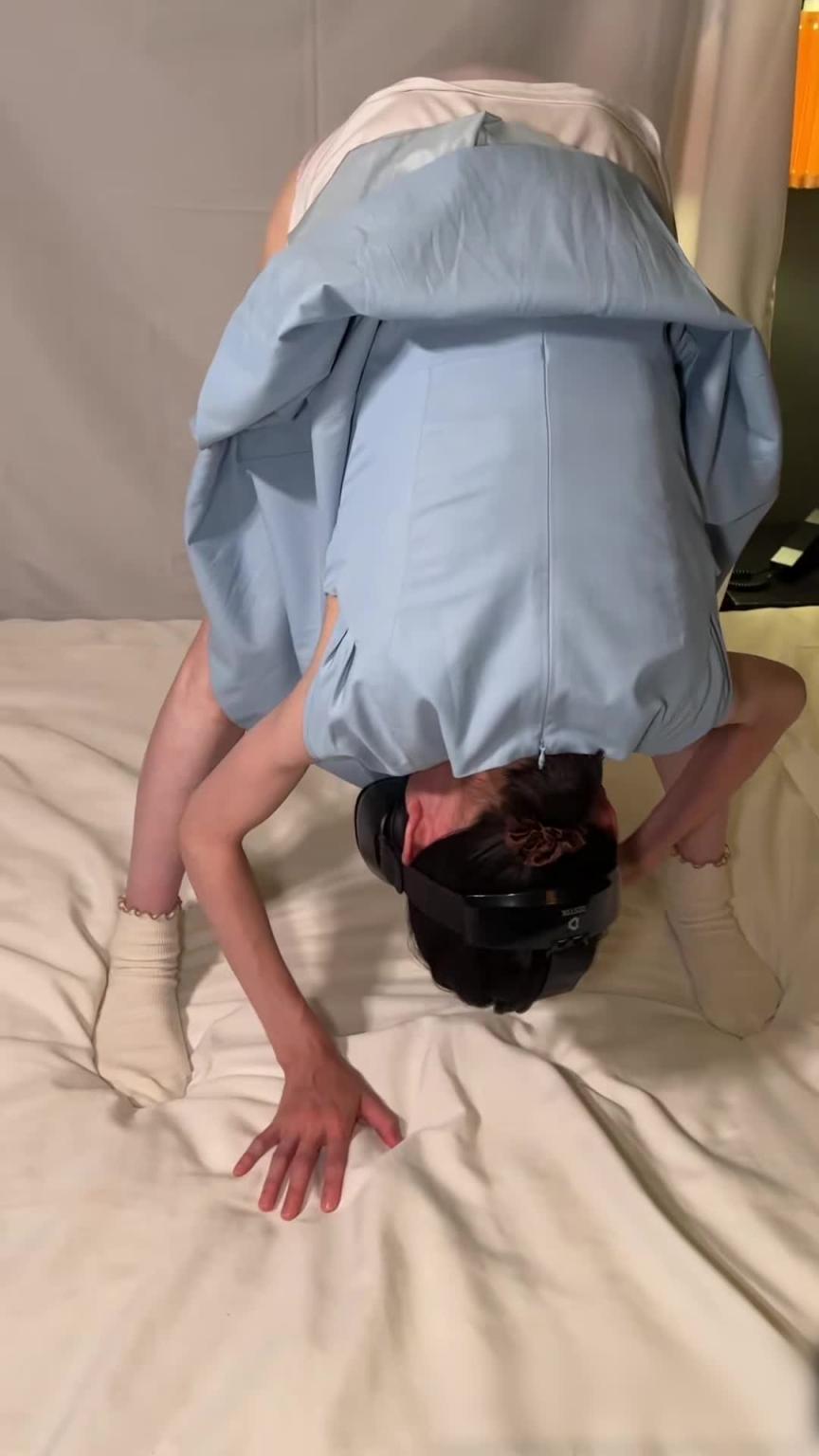 猥亵姨妈期のVR少女 玩很大！ 预览截图 4