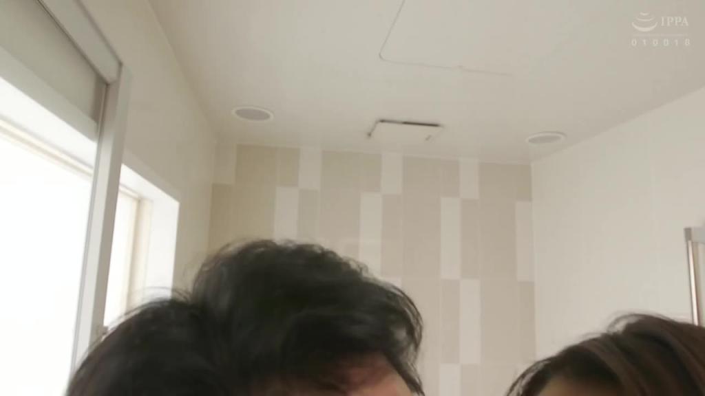 与讨厌上司出差在旅馆住同房被干到完全堕落的我。 向井蓝 HOMA-091 预览截图 10