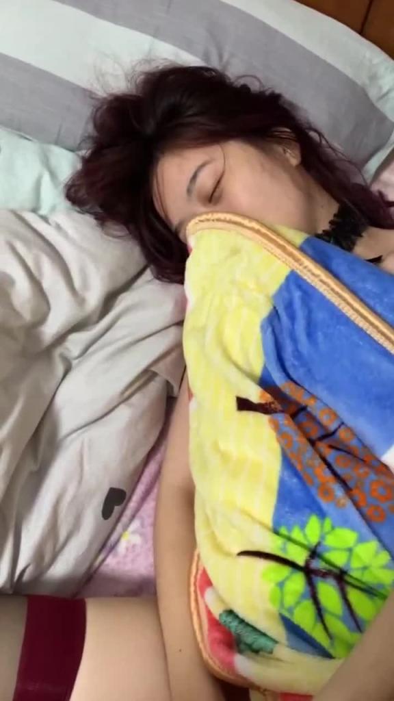 娇羞女人在床上,男人看了都喜欢反差 预览截图 4