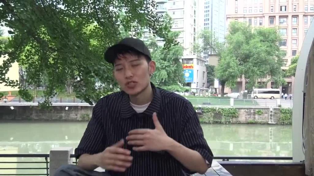 约炮实战教学 聊骚指南:约会时聊性话题最有效的方法 预览截图 9