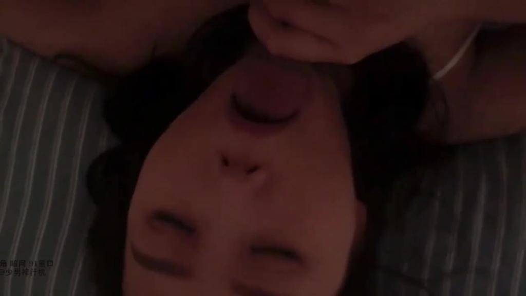 【反差婊档案】完美露脸 但画面淫荡不堪 难登大雅之堂 预览截图 7