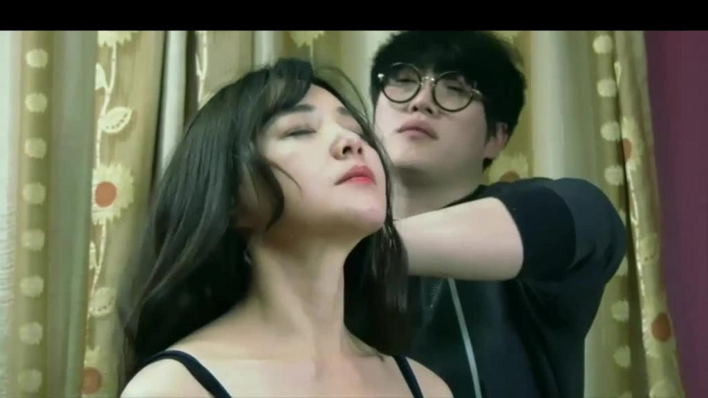 姨母的诱惑 预览截图 9