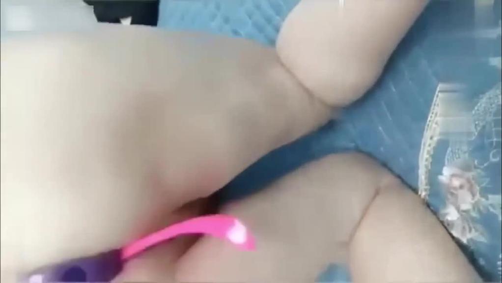 🌸2025最新原创剧情🌸最新泄密真实母子乱伦后续拿道具调教淫荡妈妈内射 预览截图 7