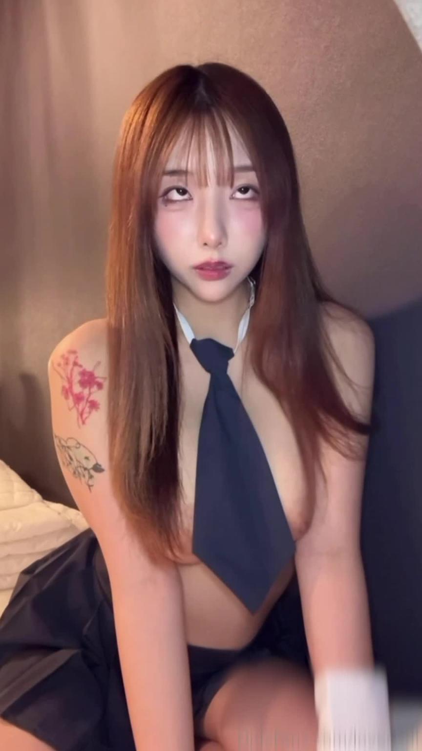 神颜OF韩国 在韩国能露下面的女优真的不多 且看且珍惜 预览截图 1