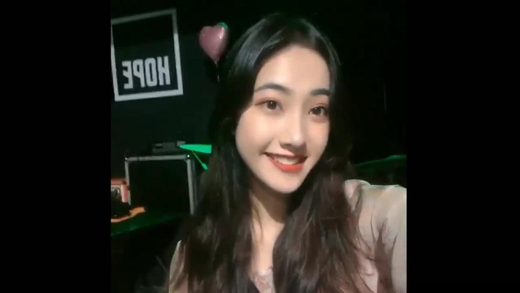 色影大师王动 御用美模姐妹花魅惑私拍 预览截图 5