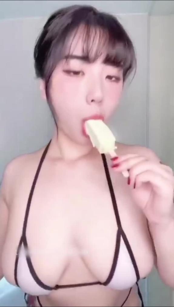 巨乳韩国高丽妹echi诱惑视频 预览截图 10