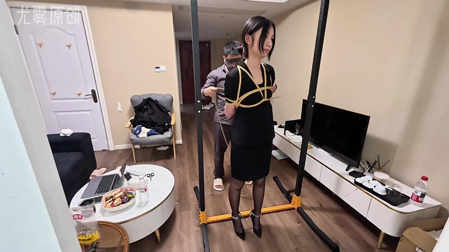 【尤雾原创】第一次体验吊缚刚开始模特就哭了 预览截图 6