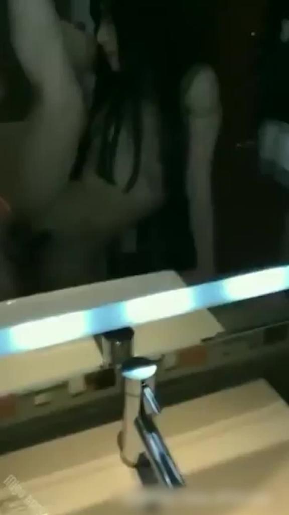 一字马舞蹈裸女超高难度爱爱 预览截图 9
