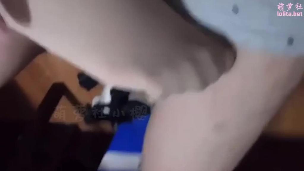 信阳母子乱伦事件趁亲妈喝多扒光衣服 预览截图 8