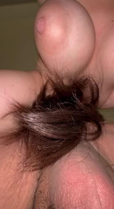 蜜桃豚完美 无套内射 特殊视角 预览截图 2