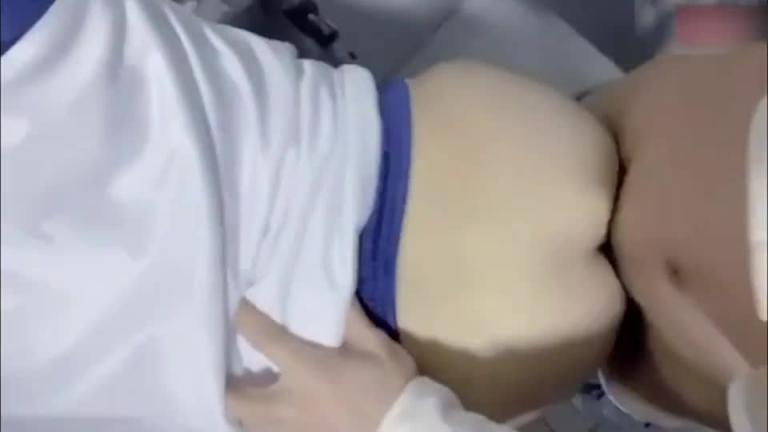 【兄妹乱伦】乱伦大神封神之作,女厕强操白虎表妹,求我快点 预览截图 9