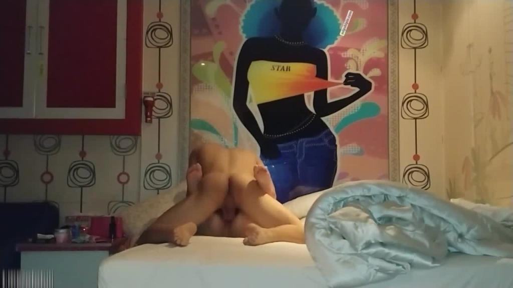 巨乳女友多做几次爱爱不嫌烦 预览截图 7