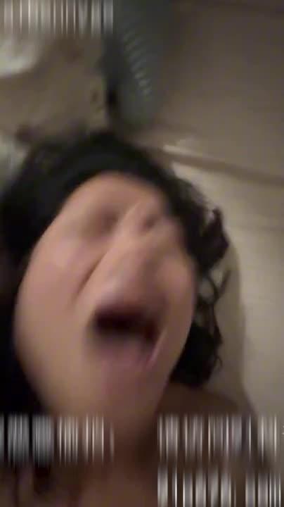 好大好大的叫 叫的真惨 外面都不知道里面在做爱还是在虐待 预览截图 8