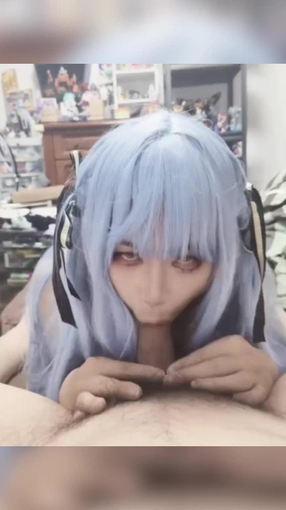 Cos骚女 脱下袜子 细狗 给我舔 预览截图 3