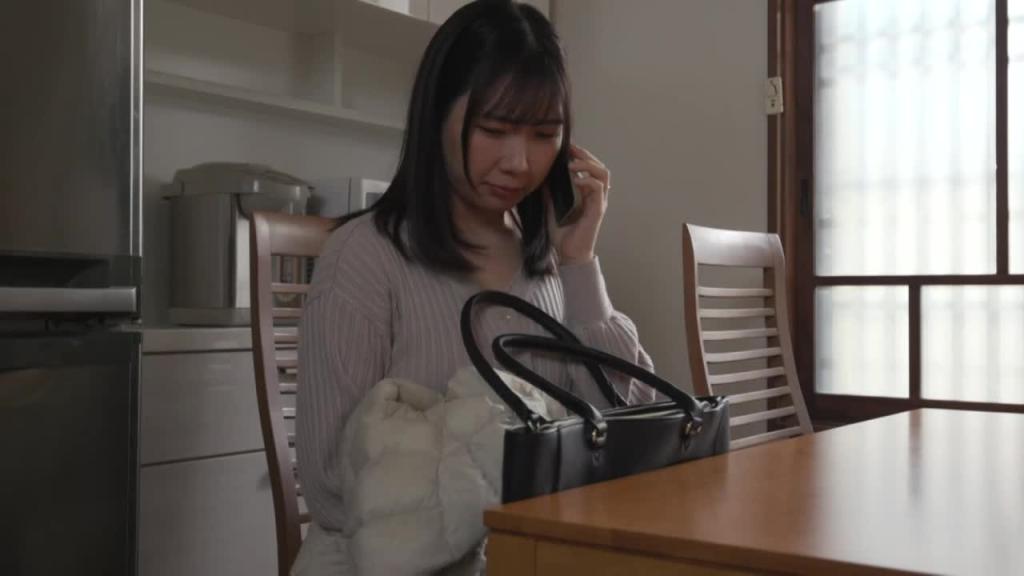 熟女沉迷于麻绳的甜蜜快感。内含6部精选影片。 240分钟的“Mania SPECIAL 5” MBMA-110 预览截图 10