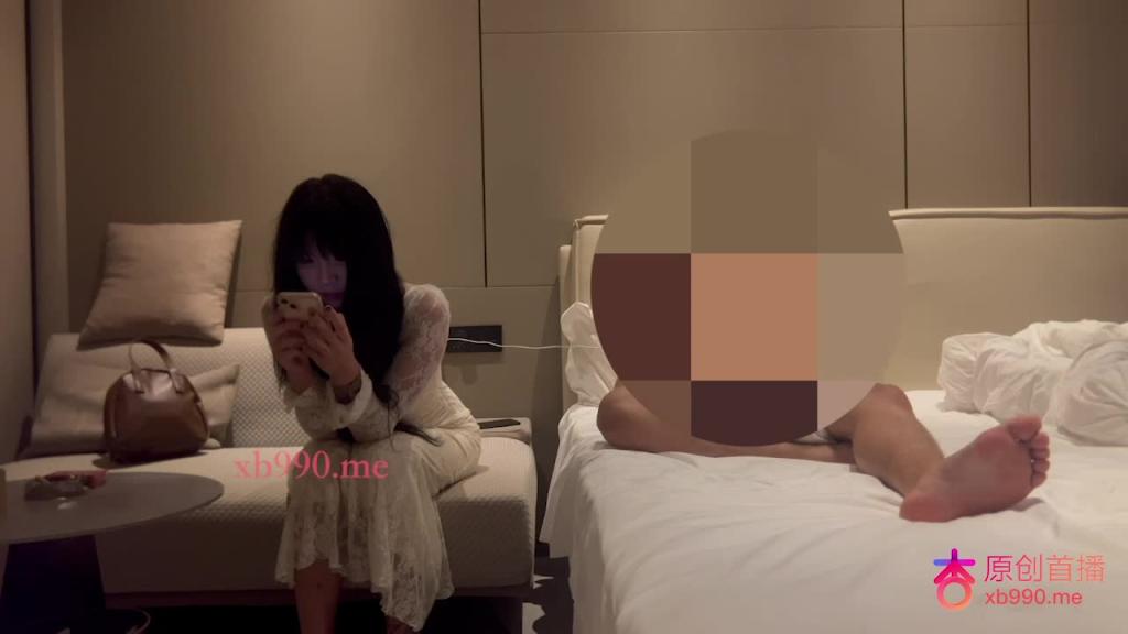 杏吧建材王哥11 - 约了个大学街舞社的妹子，身材特别好而且匀称，五官精致皮肤好，腿又直又长，柔韧性极好 预览截图 12