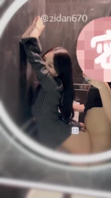 紫蛋初试KTV约炮即被饥渴公狗狂后入 预览截图 7