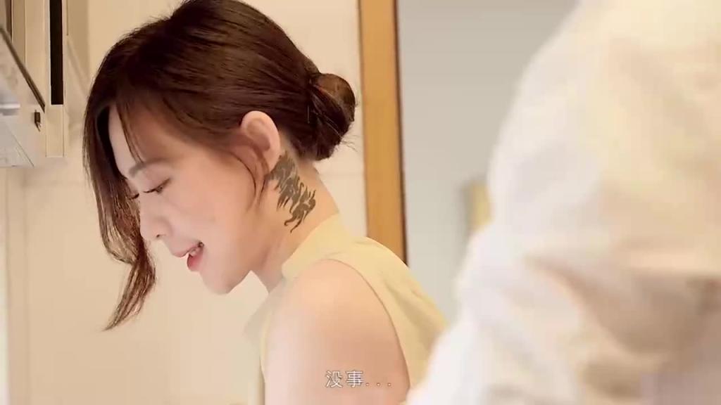 性欲旺盛勾引小叔子来满足自己・湿了・就让小叔将我的骚逼填满就好 预览截图 2
