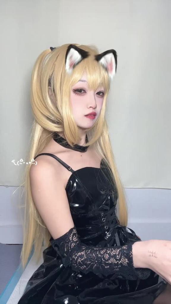 高价自购露脸萝莉免费版-cos死亡笔记弥海砂,夜神月现场调教,丝袜塞满小穴拉半天才出来 预览截图 3