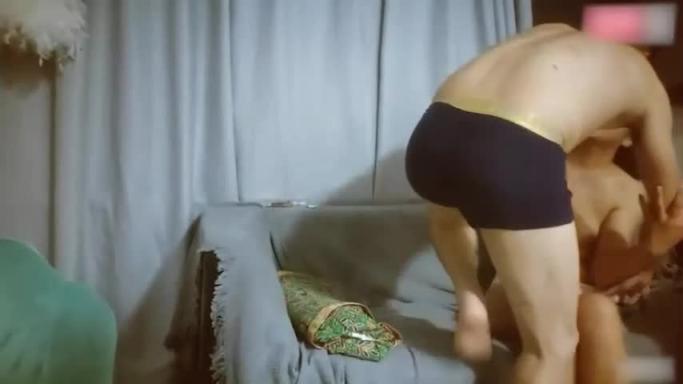 1【人妻偷汉】骚逼出轨网友被一顿狂操无情内射 预览截图 6