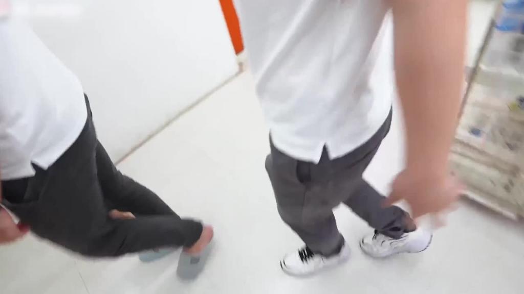 兔子先生玲酱跟亚洲tripleX合作3P 预览截图 3