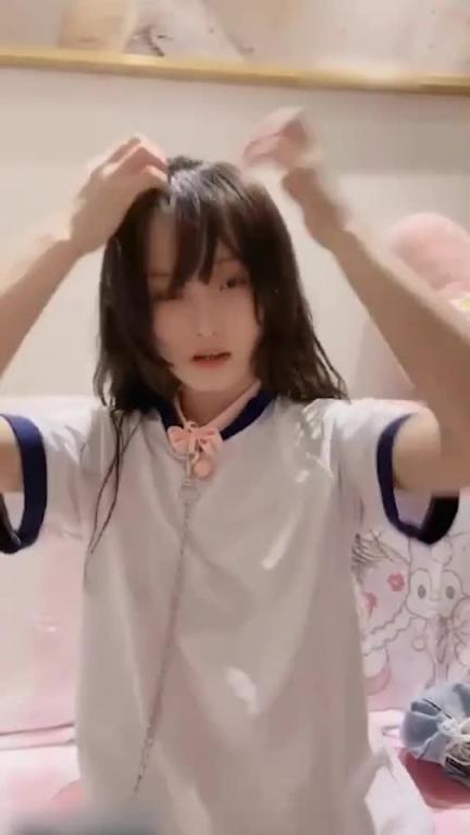 直播间小萝莉大胆诱惑 预览截图 4