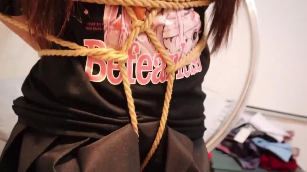 【荷仙少女】姐姐在这期间连续被打,啊啊啊啊的叫不停 预览截图 11