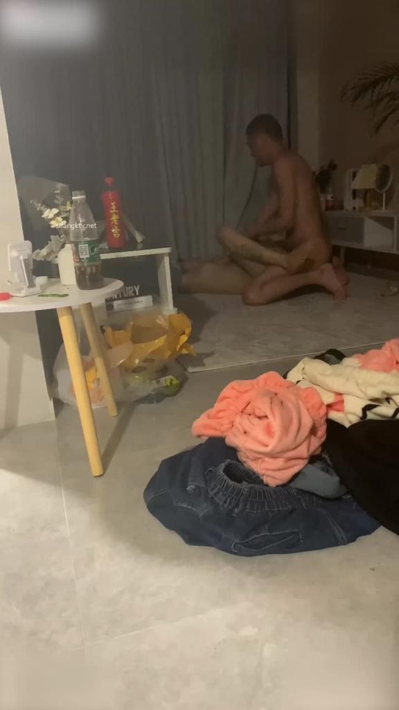 被精神小妹嫌弃太菜了 预览截图 1